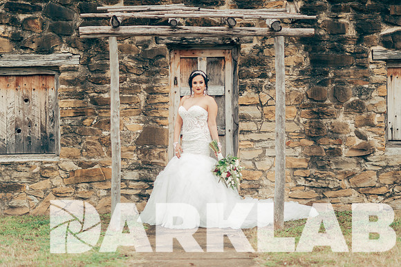 01_20_17 Criselda Bridals-68-Edit