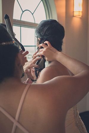 04_22_17 01 Marisol & Kris Wedding Getting Ready-391