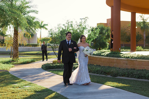 12-1-2018_Mina and Jason Say I Do_-879-2