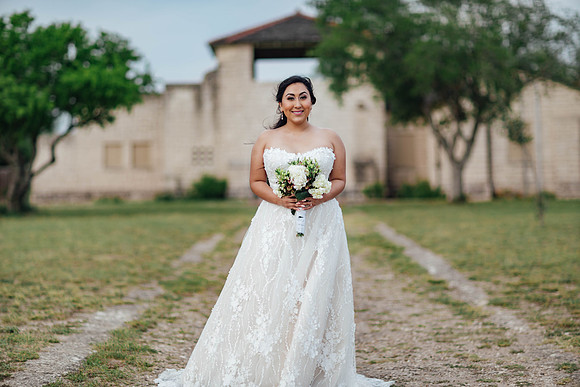 4-6-2018 LESLIE BRIDALS-459