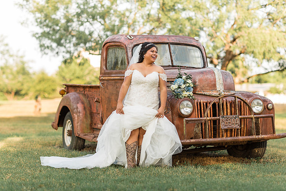7-30-2018_Lisa Leal Bridals-143-2