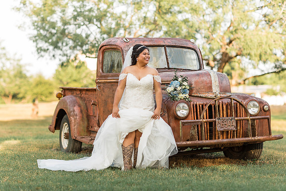 7-30-2018_Lisa Leal Bridals-138-2