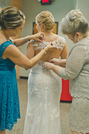 06_17_17 01 Jessyca & Mark Wedding Getting Ready-353