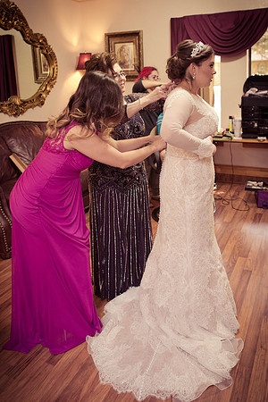 11_04_16 Karina and Joey Wedding Getting Ready-216