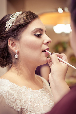 11_04_16 Karina and Joey Wedding Getting Ready-203