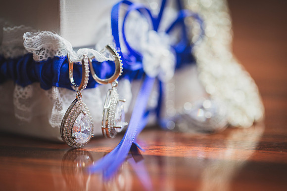 12_17_16 Cynthia & Oziel Wedding Getting Ready-103
