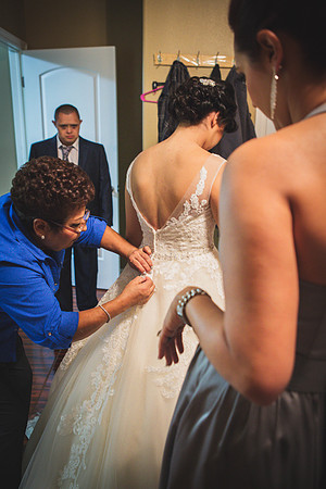 12_17_16 Cynthia & Oziel Wedding Getting Ready-354