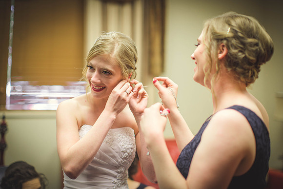 04_08_17 01 Allison & Kevin Wedding Getting Ready -143
