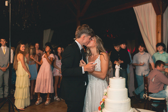 5-17-25_carissa AND JOEL WEDDONG-1822