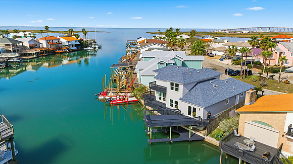 DJI_20251218112621_0119_D