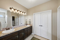 12-18-25 5425 Kitty Hawk Janice Cruz Realtor®P1001554