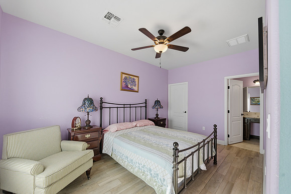 12-18-25 5425 Kitty Hawk Janice Cruz Realtor®P1001604