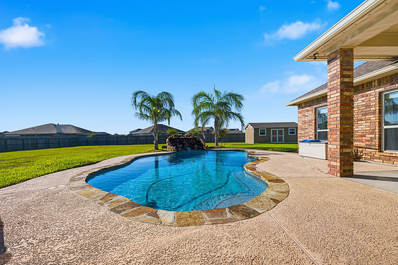 12-18-25 5425 Kitty Hawk Janice Cruz Realtor®P1001644