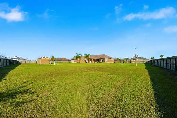 12-18-25 5425 Kitty Hawk Janice Cruz Realtor®P1001659