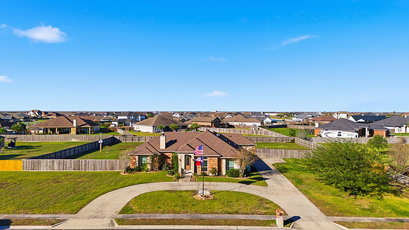 Drone_12-18-25 5425 Kitty Hawk Janice Cruz Realtor®DJI_20251219092954_0014_D
