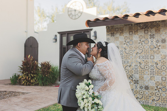 11-08-25_Kim and Mario Wedding-2122