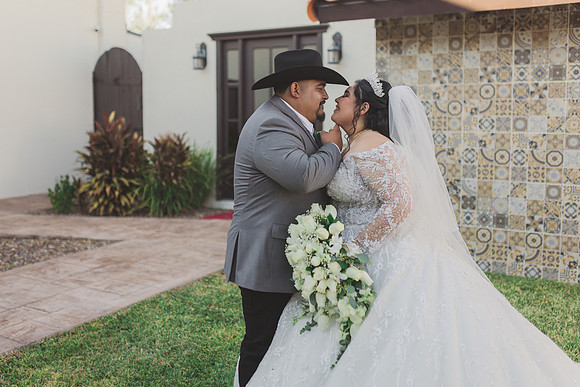 11-08-25_Kim and Mario Wedding-2123