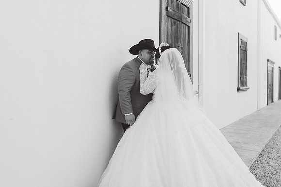 11-08-25_Kim and Mario Wedding-2215