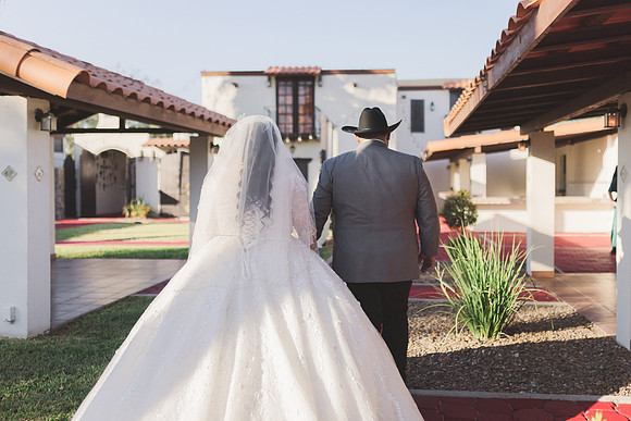 11-08-25_Kim and Mario Wedding-2327