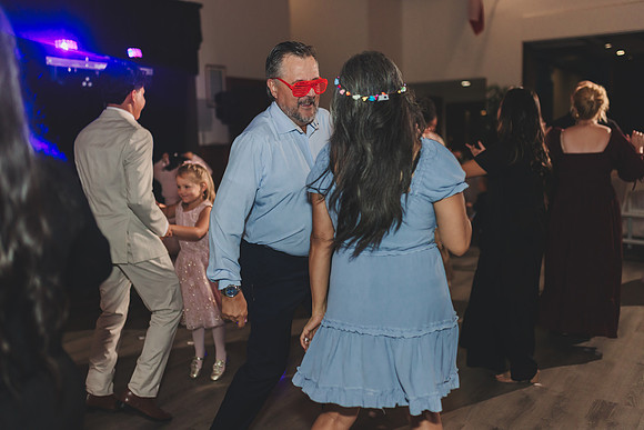 11-21-25_Alena and Elmer-2122