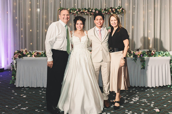 11-21-25_Alena and Elmer-2155
