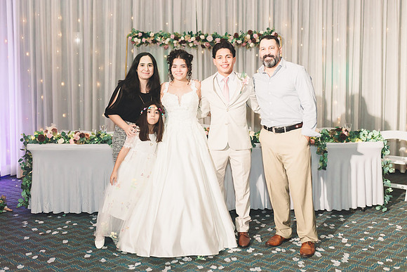 11-21-25_Alena and Elmer-2172