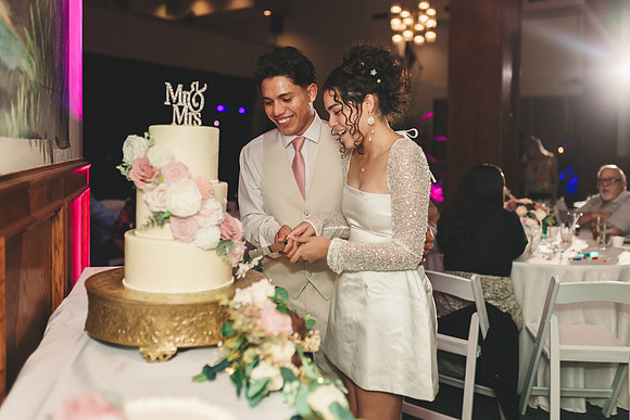 11-21-25_Alena and Elmer-2250