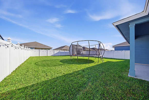 P1024754_grass_0f163be2-40ba-4c32-abeb-cdf916f15db9