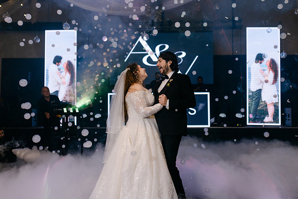 VIANEY AND FREDDY-400