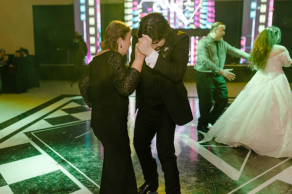 VIANEY AND FREDDY-754