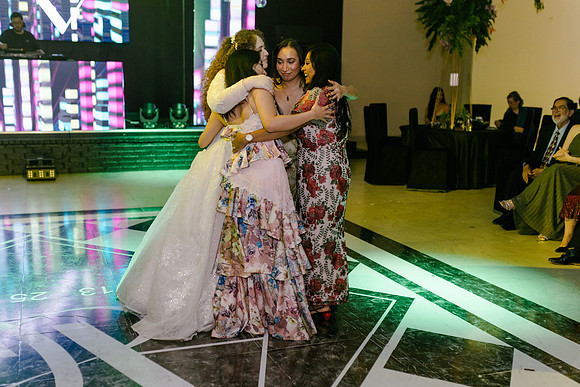 VIANEY AND FREDDY-1134