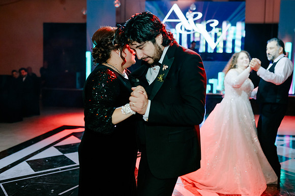 VIANEY AND FREDDY-1503