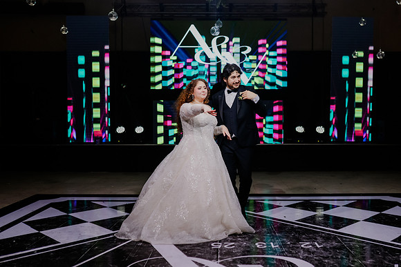 VIANEY AND FREDDY-1581