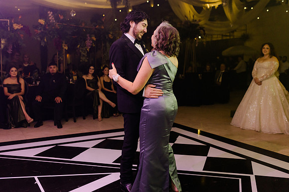 VIANEY AND FREDDY-2194
