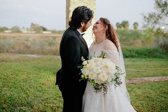 VIANEY AND FREDDY-1364