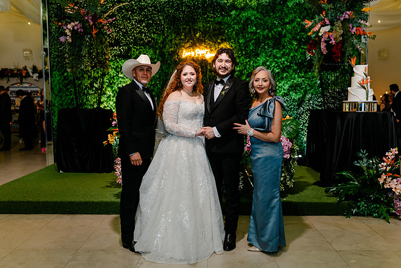 VIANEY AND FREDDY-3243