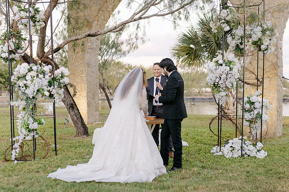 VIANEY AND FREDDY-495