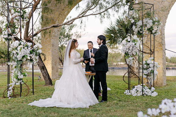 VIANEY AND FREDDY-1593