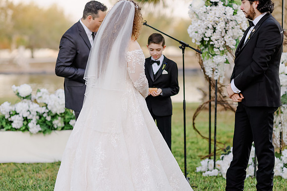 VIANEY AND FREDDY-3023