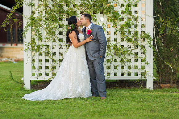 5-19-2018_Leslie and Jason-960-2