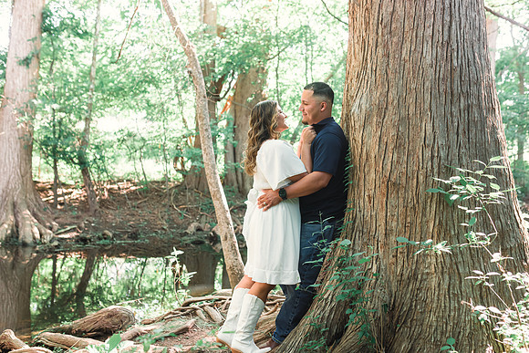 Larrisa and Justin Engagements-113