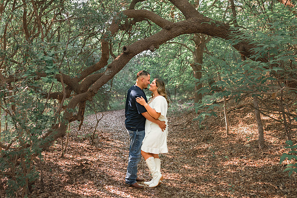 Larrisa and Justin Engagements-543