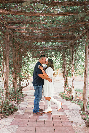 Larrisa and Justin Engagements-589