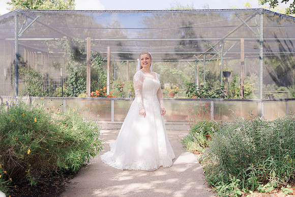 06-12-26_JOY BRIDALS-103
