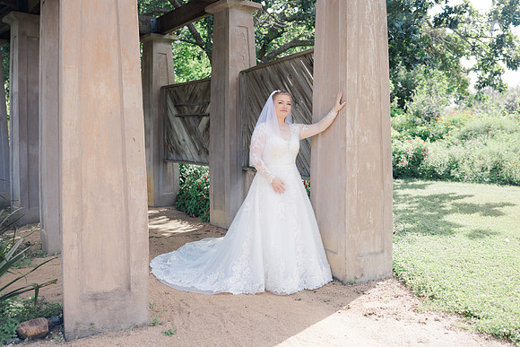 06-12-26_JOY BRIDALS-182