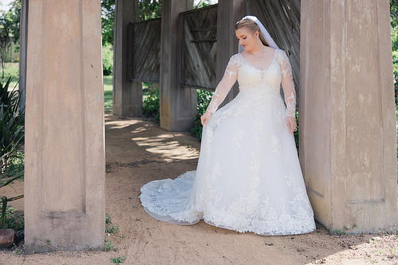 06-12-26_JOY BRIDALS-213