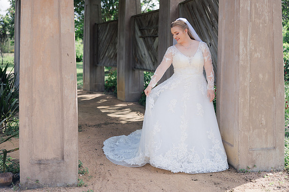 06-12-26_JOY BRIDALS-214