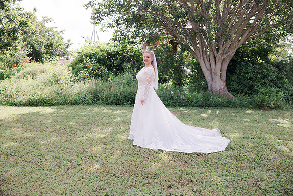 06-12-26_JOY BRIDALS-234