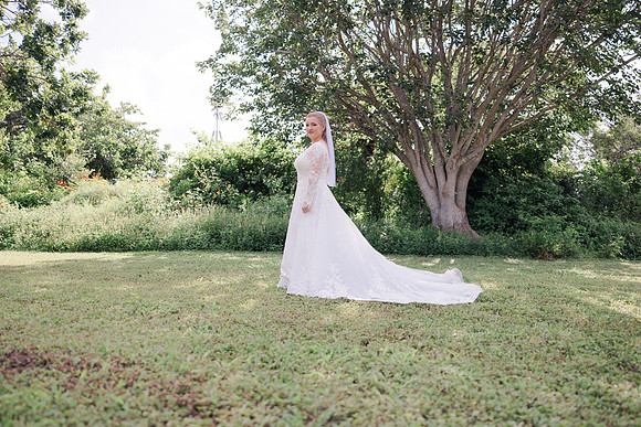06-12-26_JOY BRIDALS-242