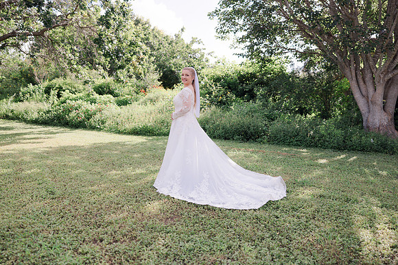 06-12-26_JOY BRIDALS-272